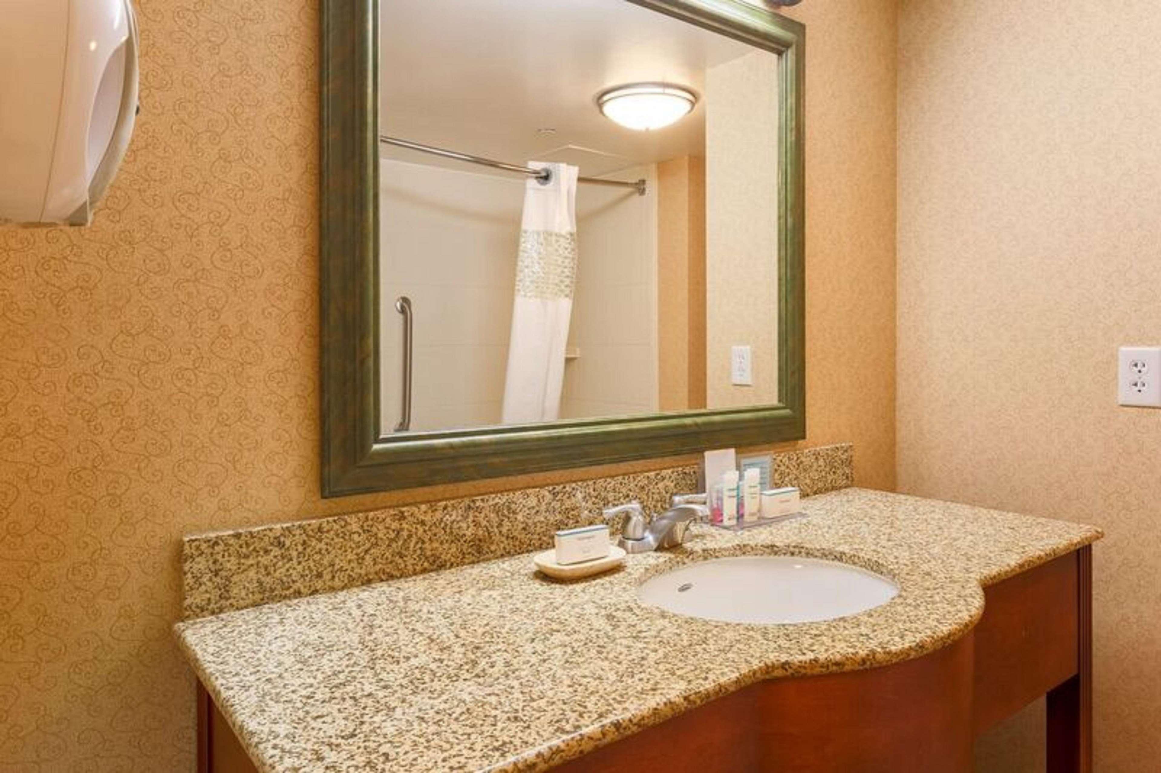 Hampton Inn & Suites Poughkeepsie Spackenkill Kültér fotó