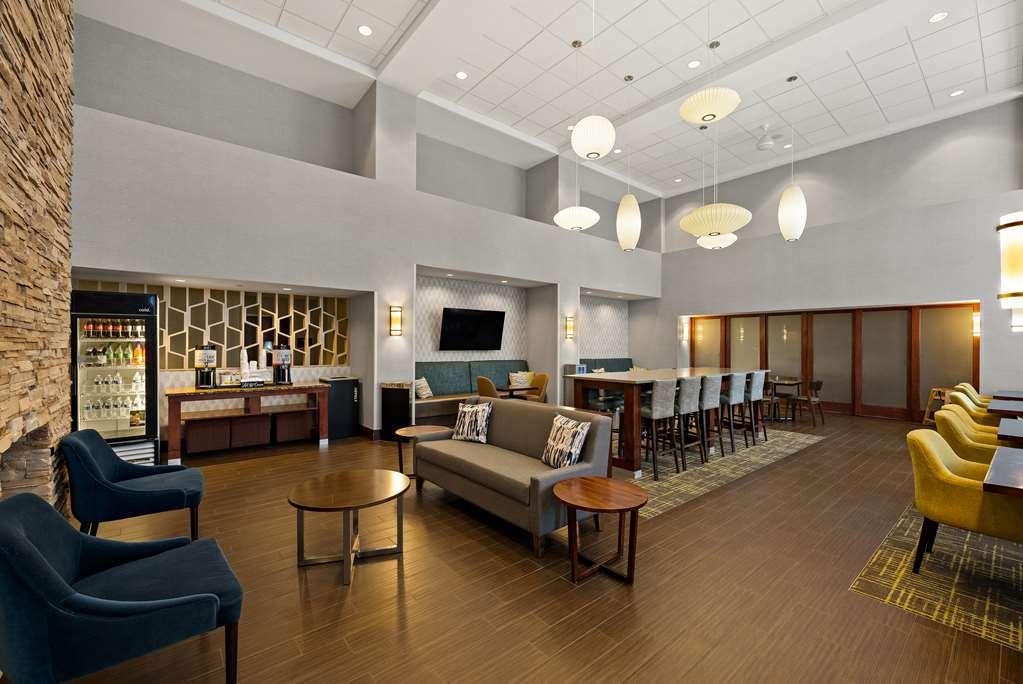 Hampton Inn & Suites Poughkeepsie Spackenkill Étterem fotó
