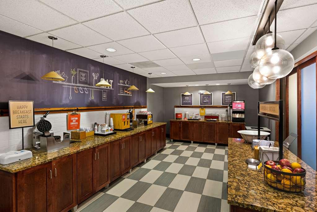 Hampton Inn & Suites Poughkeepsie Spackenkill Étterem fotó